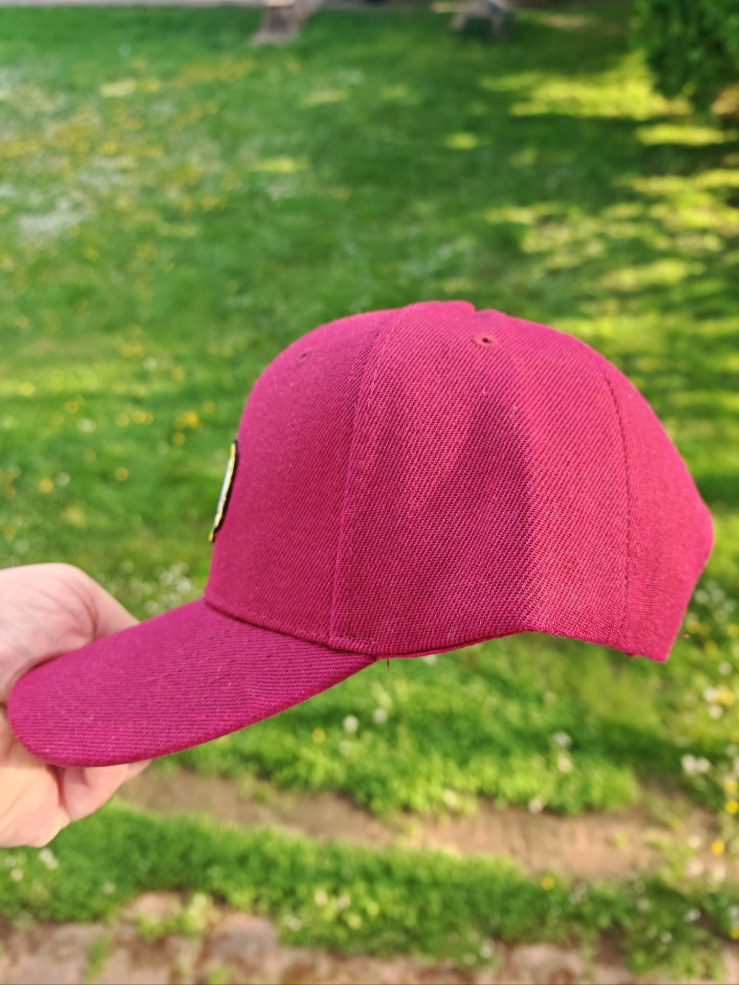 Premium Einfarbige Baseballkappen mit Bus Logo - Verstellbar, Leicht & Sonnenschutz für Frauen